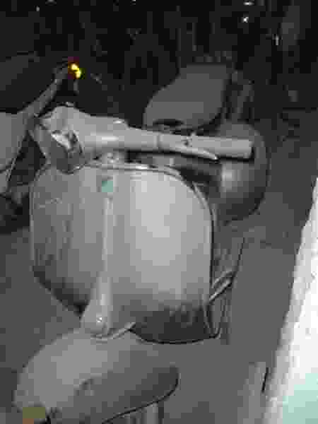 Voir l'image Vespa_Faugeres04.jpg en taille relle