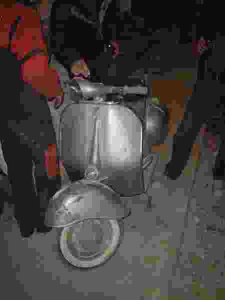 Voir l'image Vespa_Faugeres07.jpg en taille relle