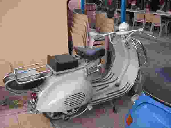 Voir l'image Vespa_muguet_Riquets_010.jpg en taille relle