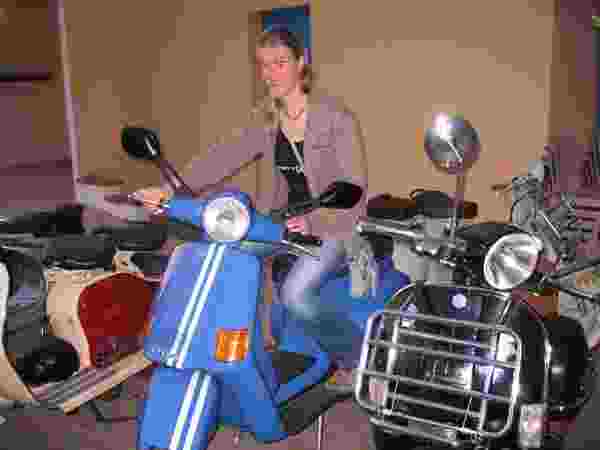 Voir l'image Vespa_muguet_Riquets_022.jpg en taille relle